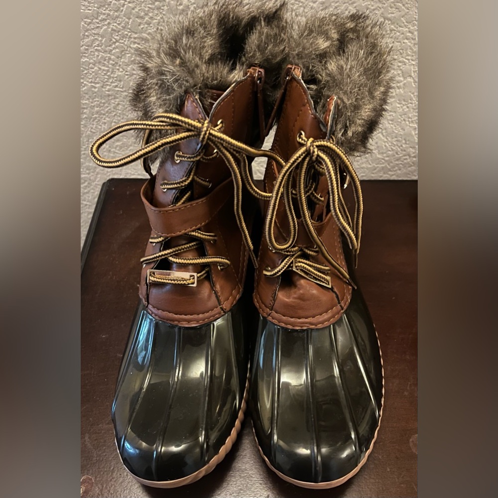 Brown and Black Duck Boots with Fur Trim